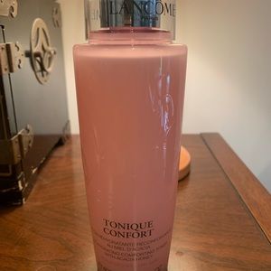 Tonique Comfort with Hydrating Toner w/ goodies!